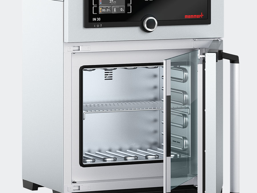 Memmert IN30 Incubator