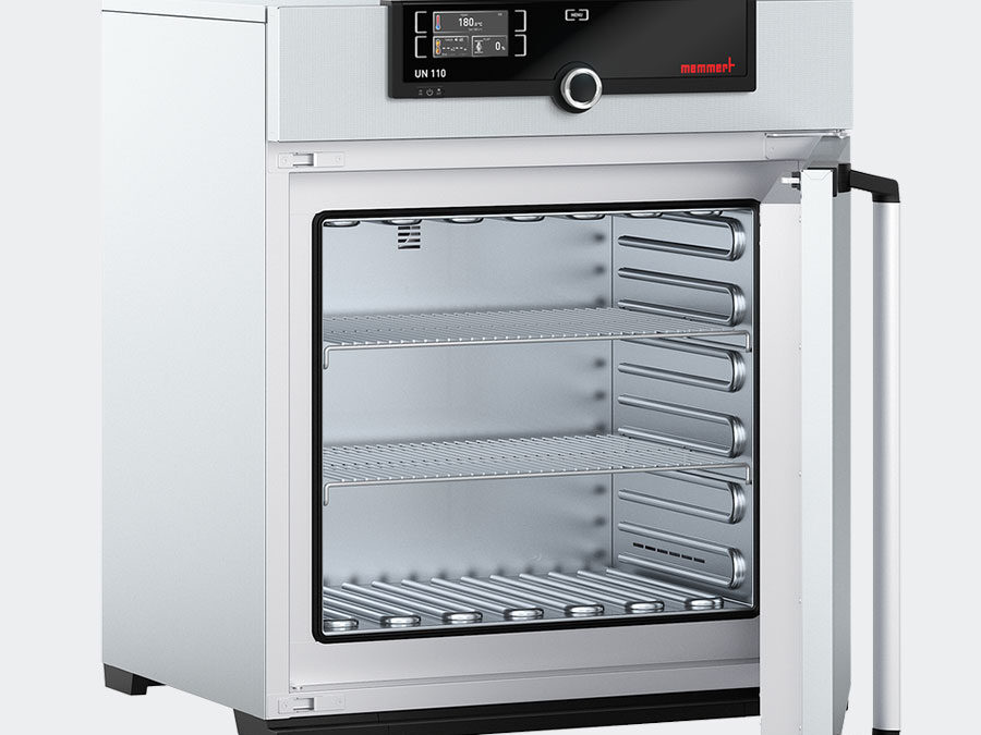 Memmert UF30 Universal Oven