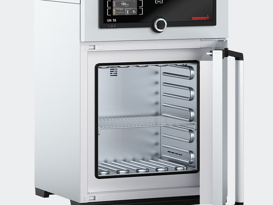 Memmert UN55 Universal Oven